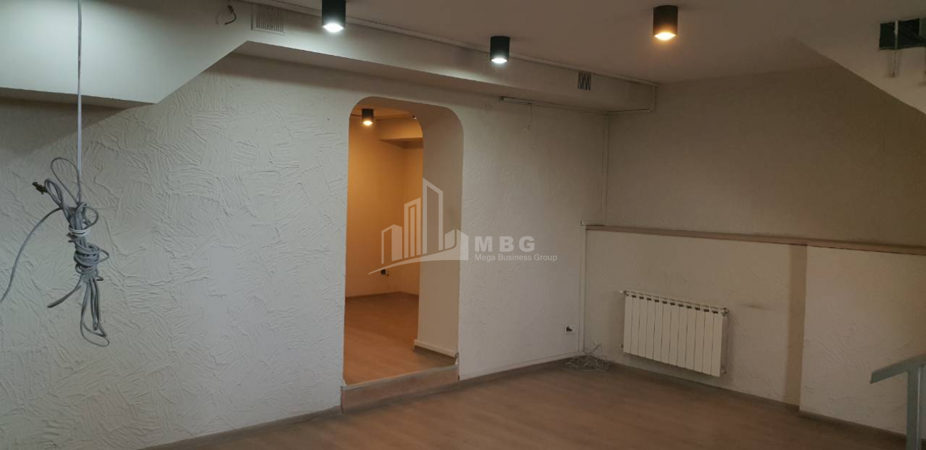 For Rent For office Commercial, in Vazha-Pshavela Blocks