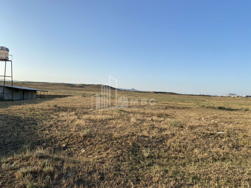 For Sale Warehousing - entrepreneurial Land, in Kumisi