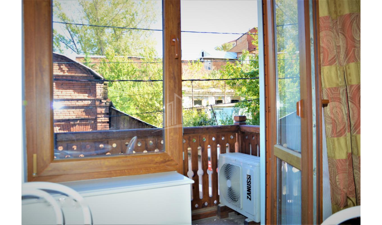 For Sale Flat, in Abanotubani