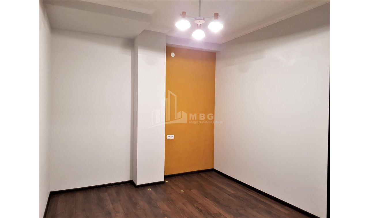 Продается Квартира, в Окрестности метро Гурамишвили