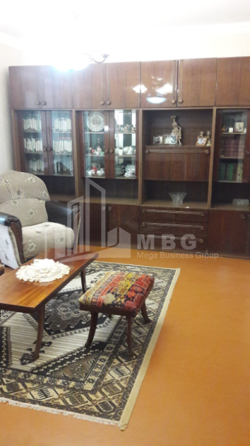 იყიდება ბინა, ვაზისუბანი