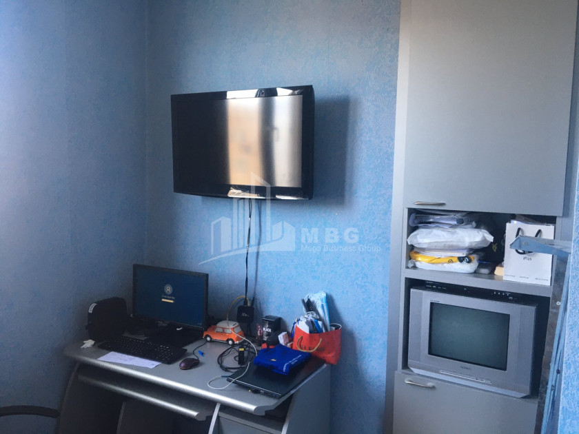 For Sale Flat, in Nutsubidze micro-districts (I-V)