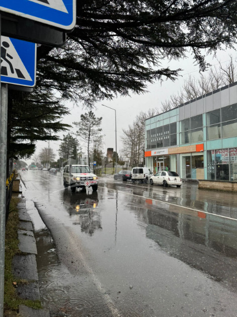 For Rent Building Commercial In Abasha