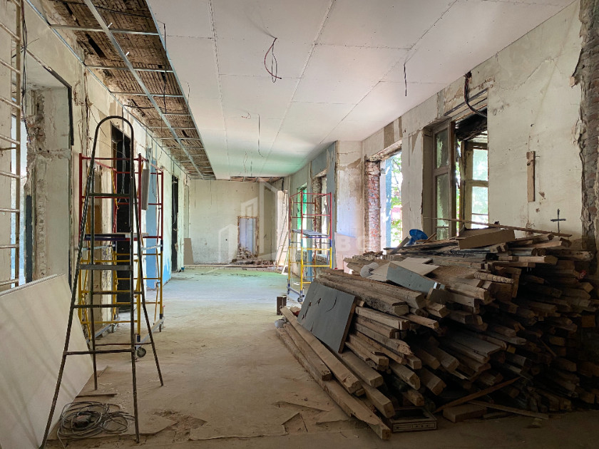 For Sale Hostel - Guesthouse Commercial, in Sololaki