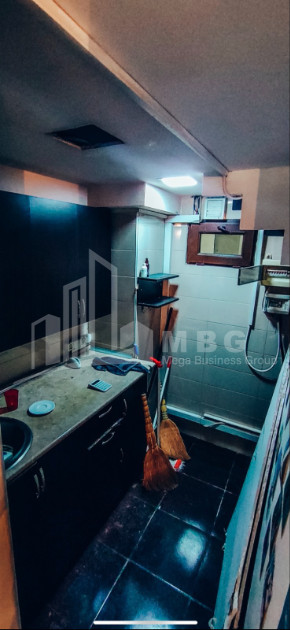 For Sale Витражный фасад Commercial, in Vake