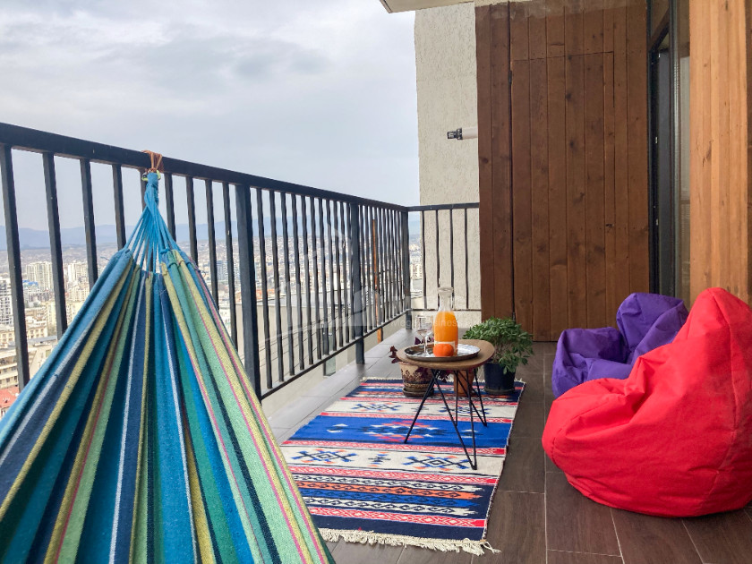 Продается Квартира, в Ваке