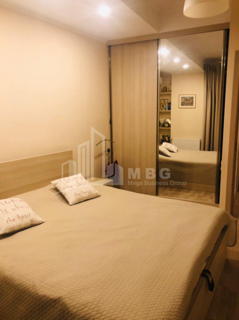 For Sale Flat, in Bagebi