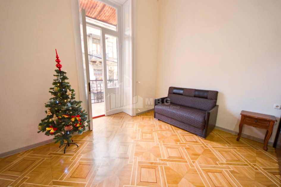 For Sale Flat, in Chugureti District