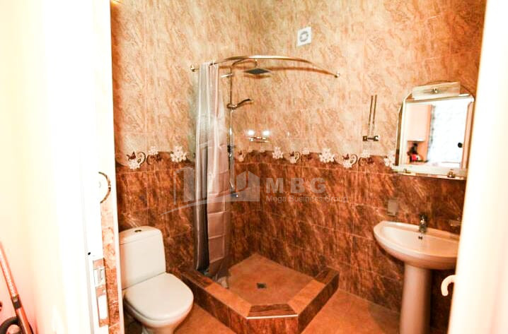 For Sale Flat, in Okros ubani