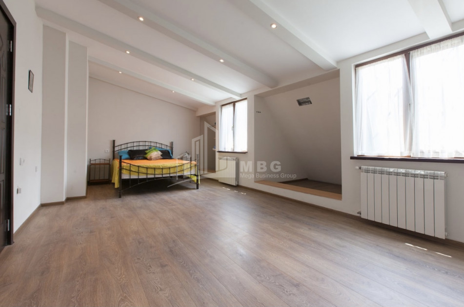 For Sale Flat, in Vake