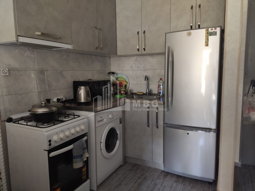 For Sale Flat, in Vedzisi