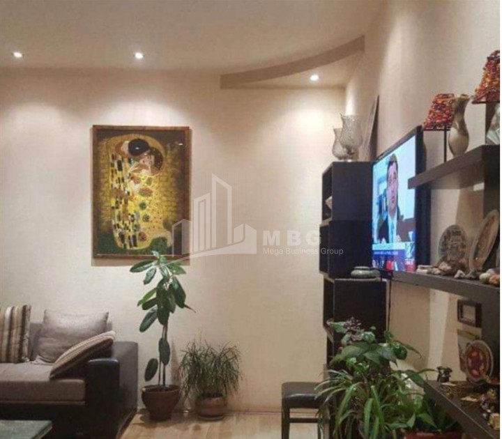 For Rent Flat, in Digomi Massive