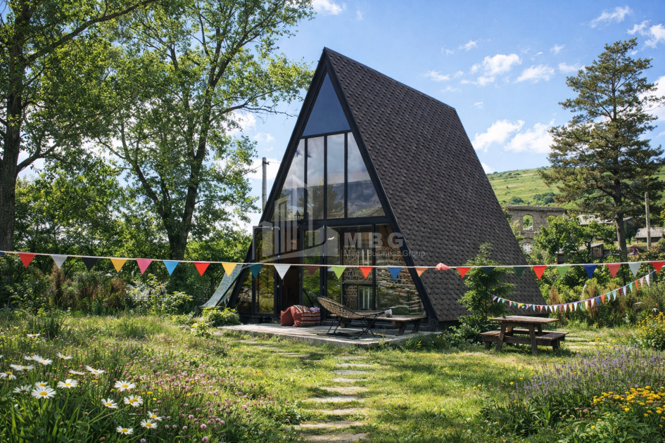 იყიდება ახალი აშენებული სახლი - აგარაკი წალკაში