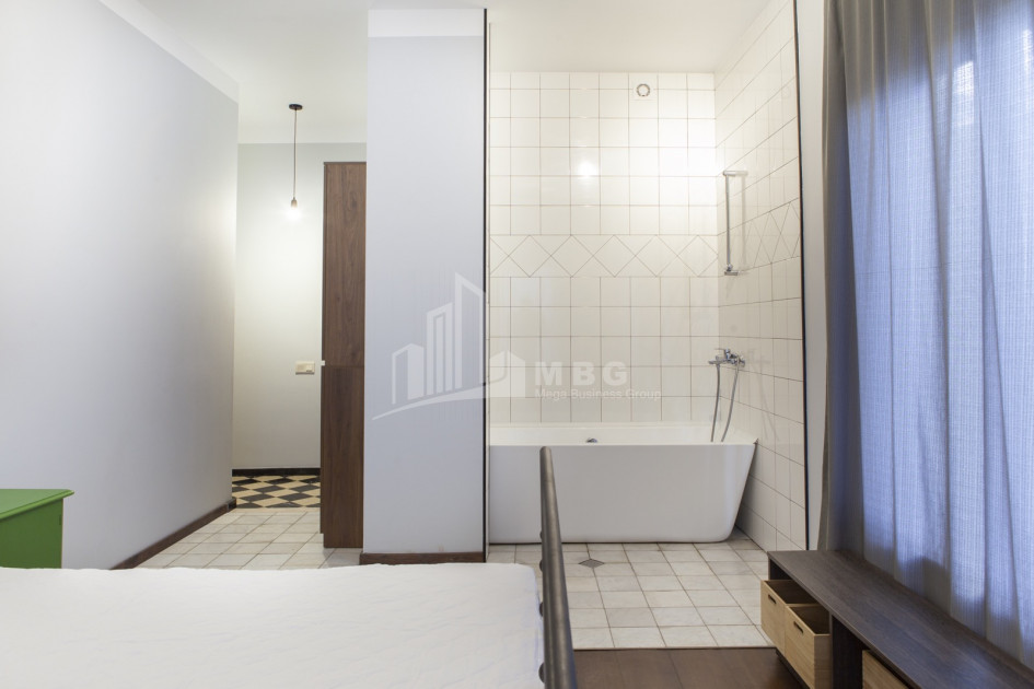 For Sale House - Villa, in Mtatsminda