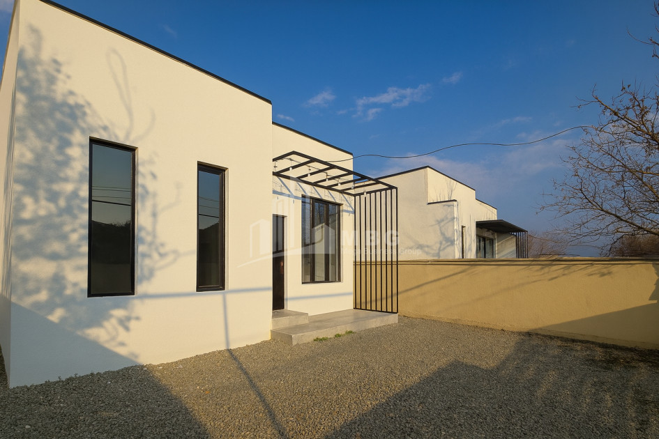 For Sale House Villa Village Dighomi Saburtalo District Tbilisi