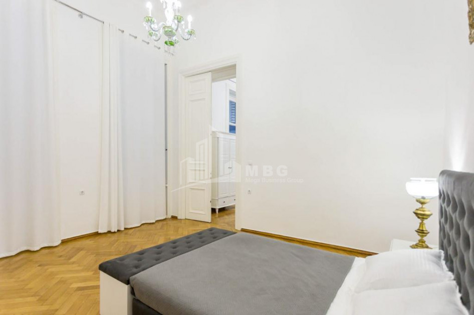 For Rent Flat, in Sololaki