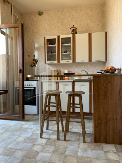 For Sale Flat, in Isani