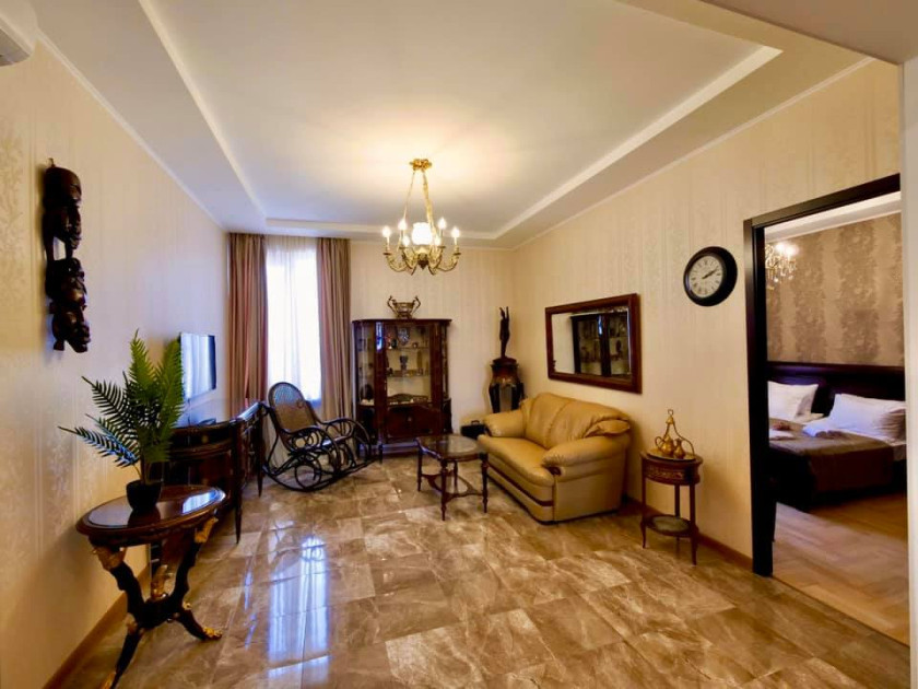 For Rent Flat, in Mtatsminda