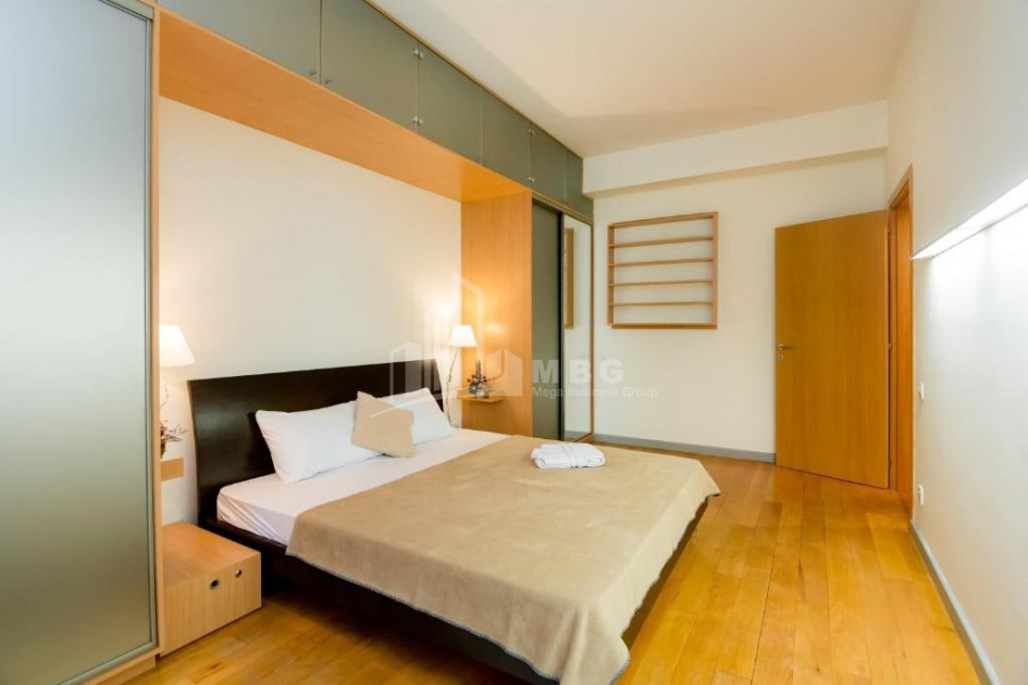 For Sale Flat, in Vera