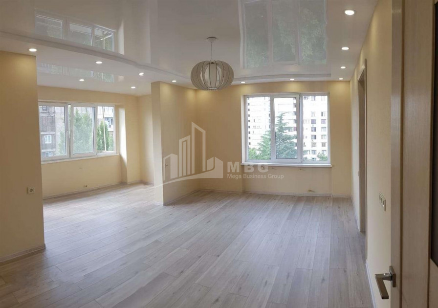 For Sale Flat, in Gldani Massive