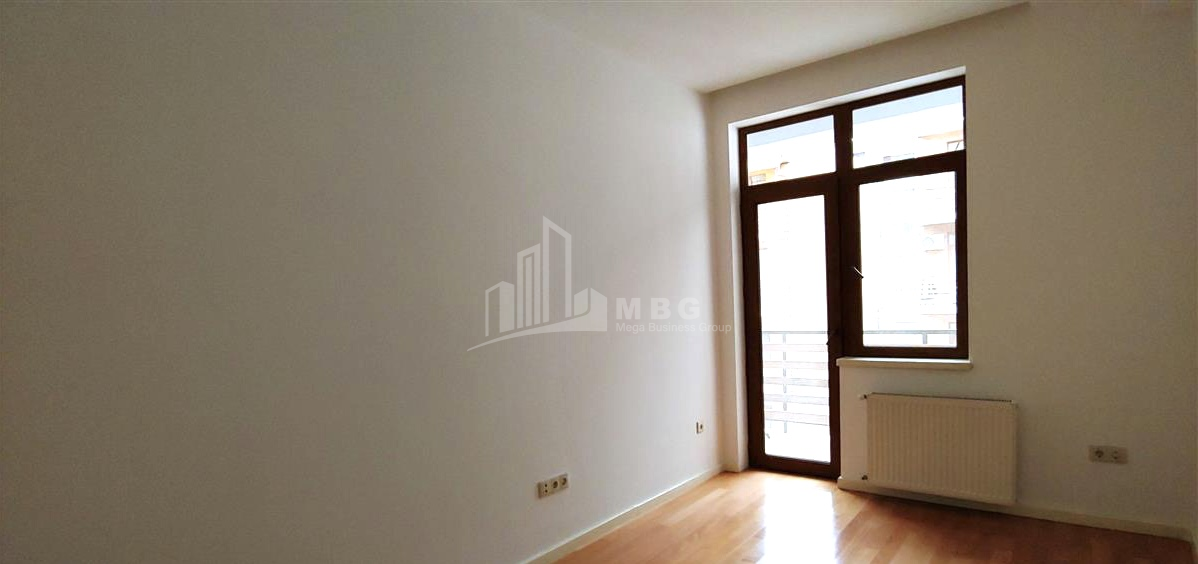 For Sale Flat, in Ortachala