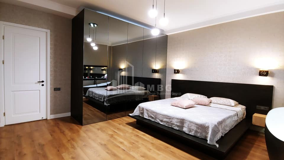 იყიდება სახლი - აგარაკი, დიდი დიღომი