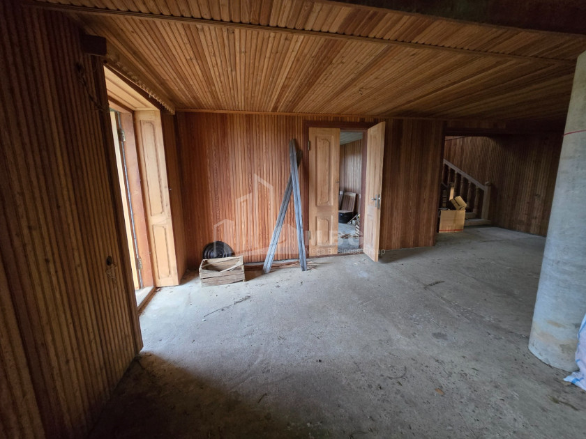 იყიდება ძველი აშენებული სახლი - აგარაკი ზემო ნატანებში, ოზურგეთი