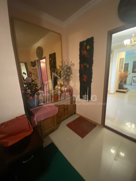 Продается Квартира, в Сабуртало