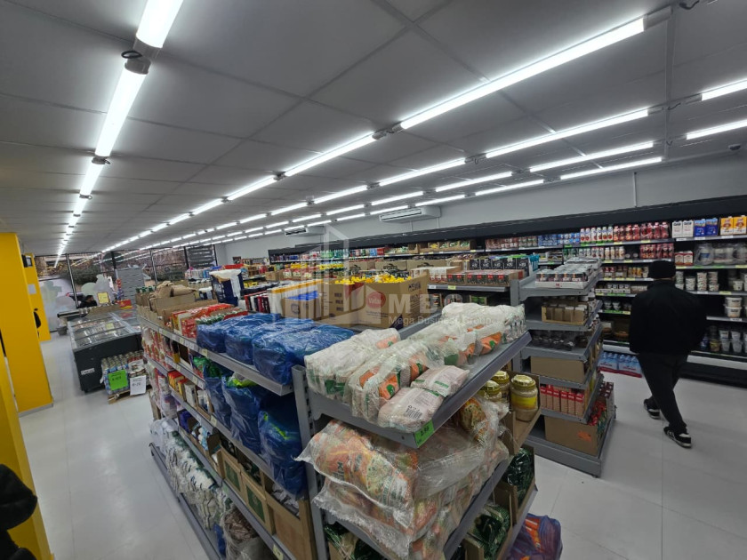 იყიდება სავაჭრო კომერციული ფართი სანზონაში, ნაძალადევის რაიონი