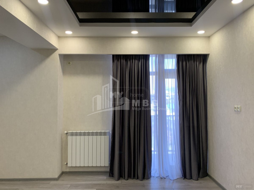 Продается Квартира, в Окрестности метро Гурамишвили