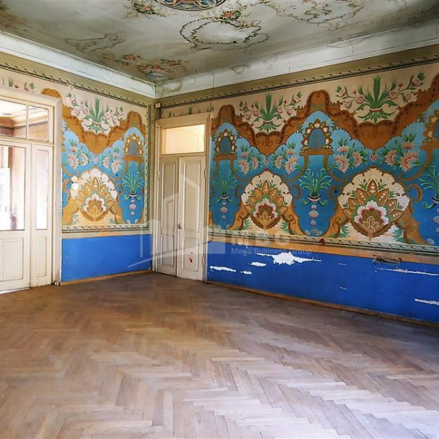 For Sale Flat, in Sololaki