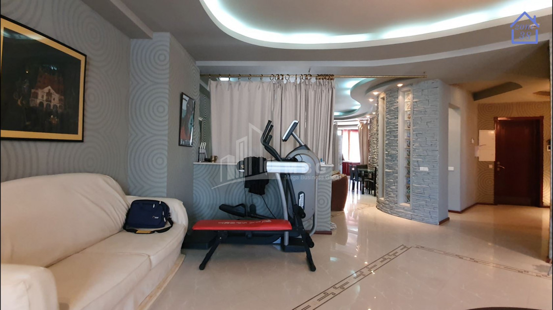 For Sale Flat, in Vake