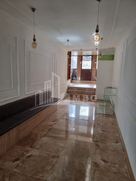 For Sale Building Commercial, in Isani