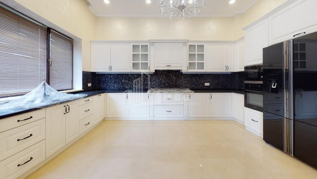 იყიდება სახლი - აგარაკი, დიღმის ჭალა