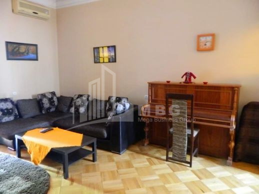 For Rent Flat, in Mtatsminda