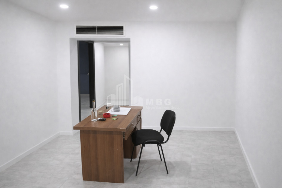 For Rent Universal Commercial On A. Mitskevich Street, საბურთალო