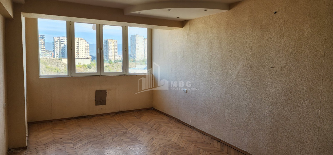 Продается Квартира, в Ваке