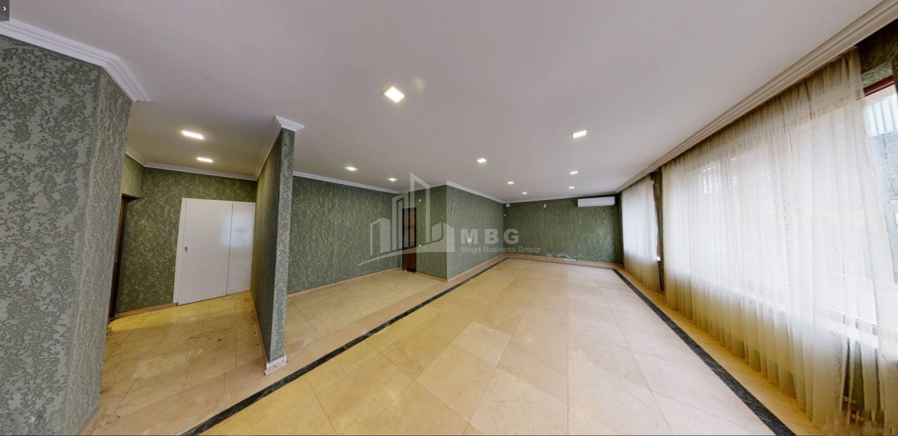 For Sale Building Commercial, in Kutaisi