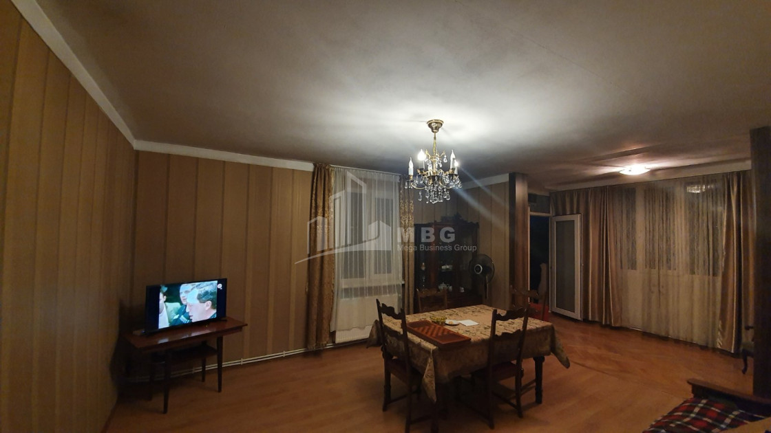 For Sale Flat, in Nutsubidze micro-districts (I-V)