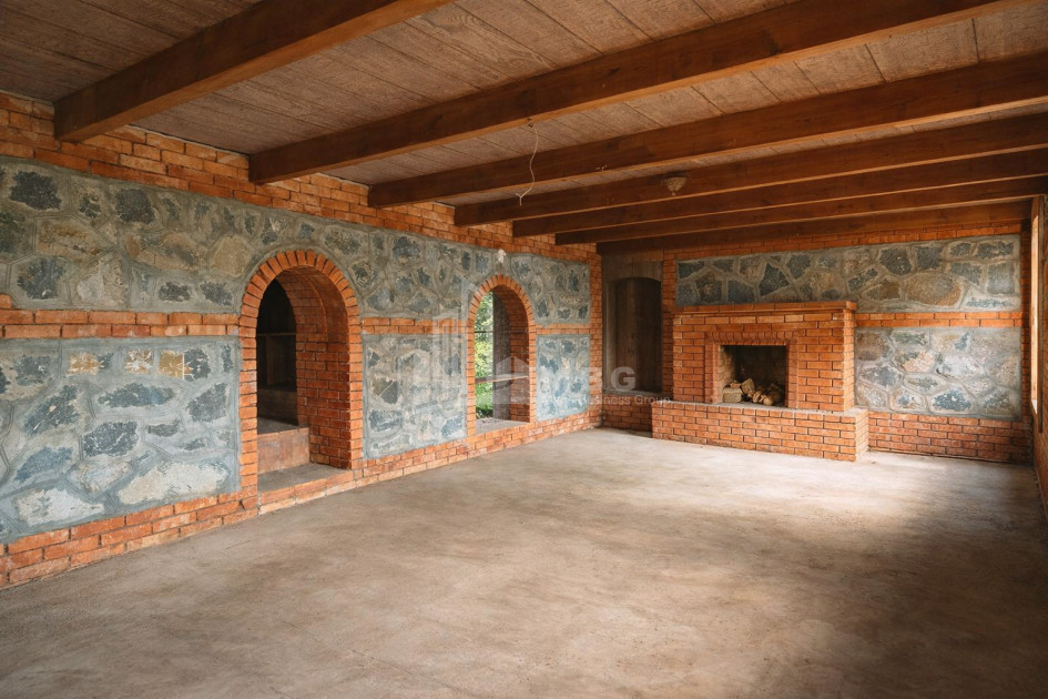 Продается Старое здание Дом - Вилла В Шалаури, Телави