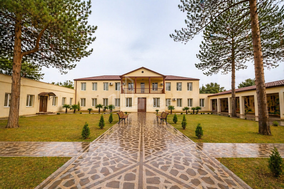 იყიდება შატო / ღვინის ქარხანა / მარანი კომერციული ფართი ახმეტაში