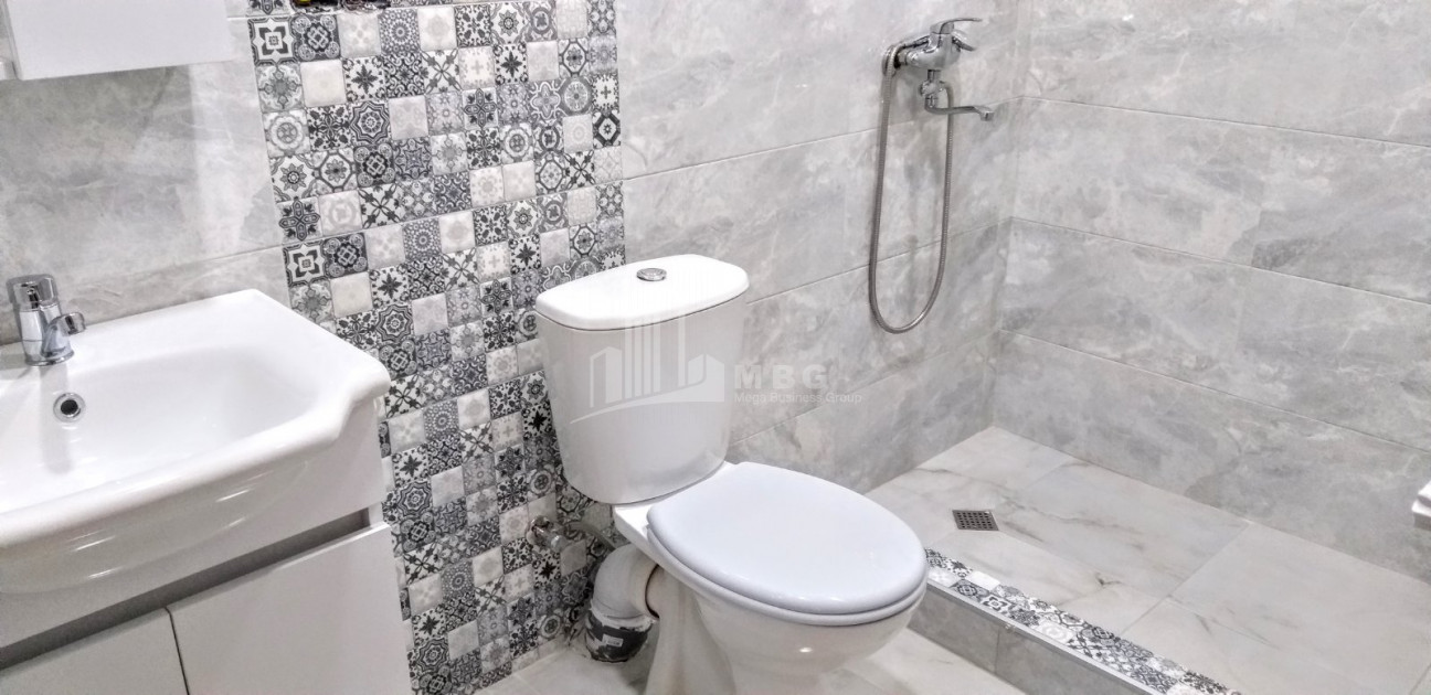 For Sale Flat, in Gldani Massive