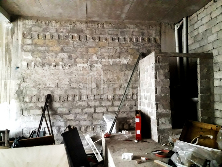 For Sale Витражный фасад Commercial, in Batumi