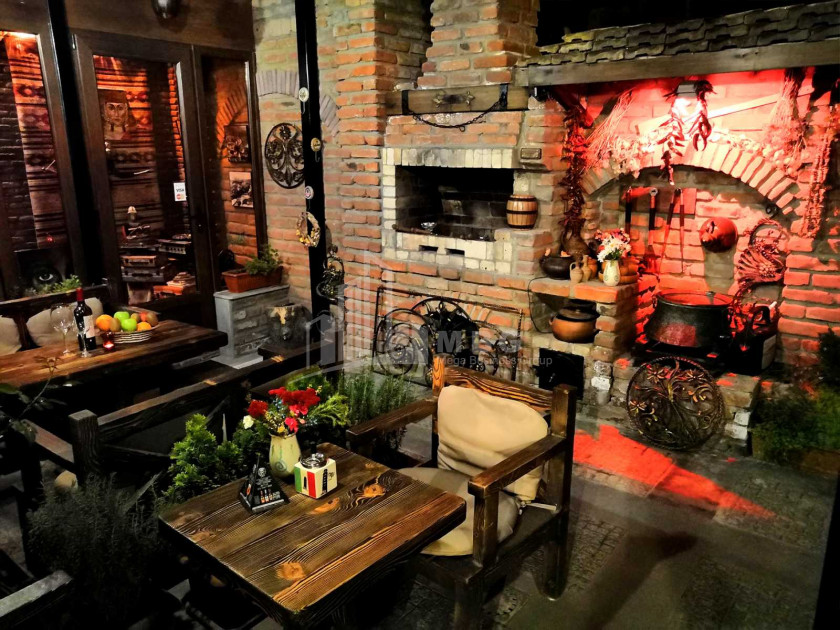 For Rent Hotel - Resort Commercial, in Abanotubani