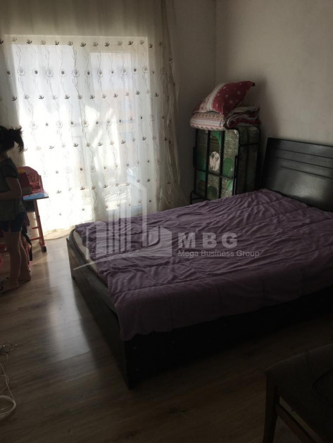 For Sale Flat, in Varketili