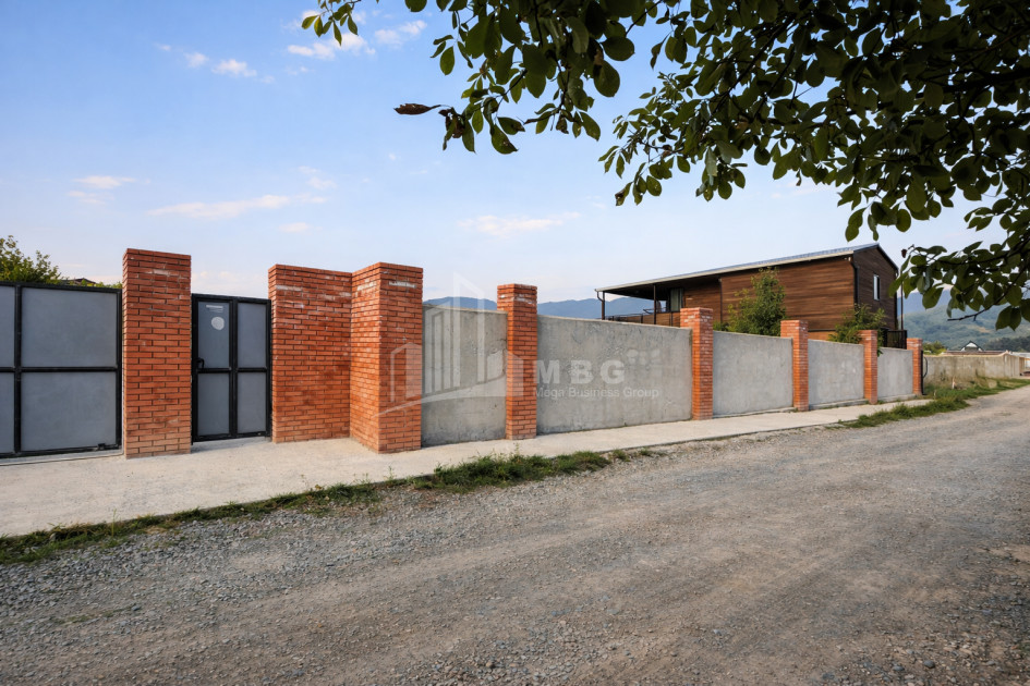 იყიდება ახალი აშენებული სახლი - აგარაკი მისაქციელში, მცხეთა