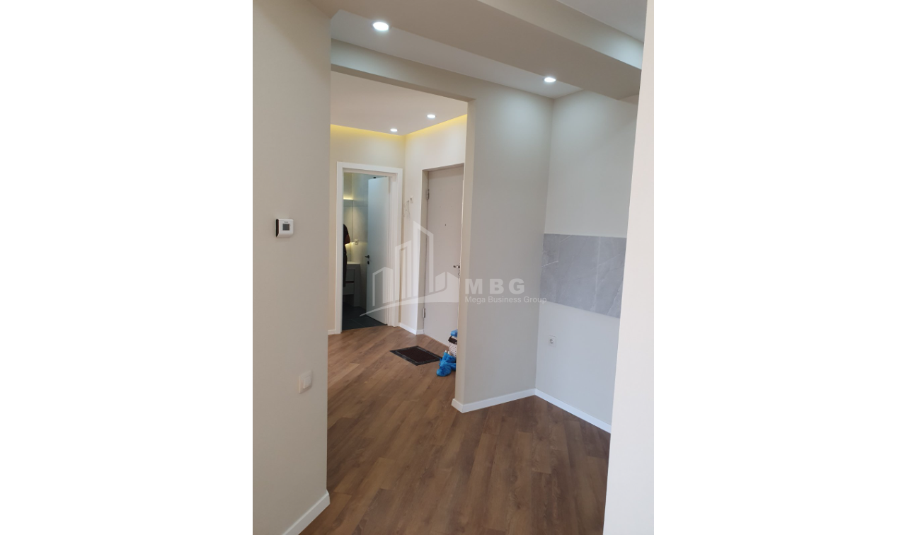 For Sale Flat, in Gldani Massive