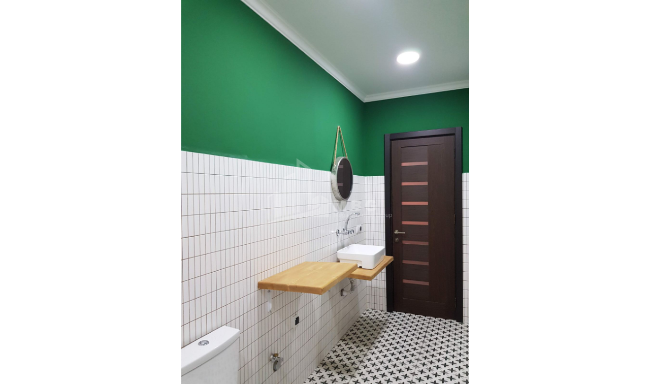 Продается Квартира, в Окрестности метро Гурамишвили