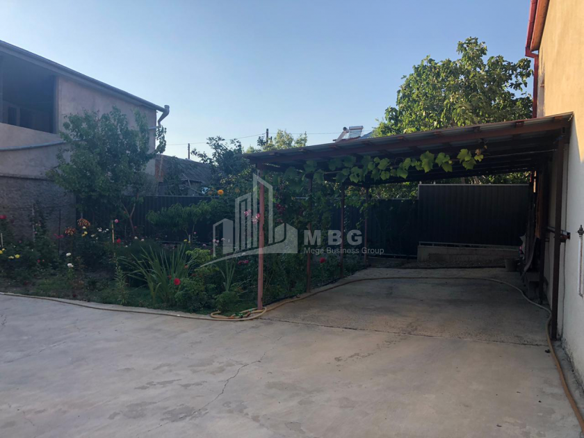 For Sale House - Villa, in Gldanula