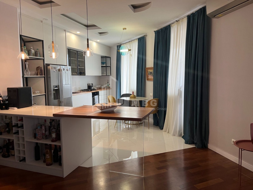 For Sale Flat, in Vake